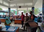 Babinsa Koramil 0801/07 Ngadirojo Dampingi Penyerahan KKS dan PKH Di wilayahnya