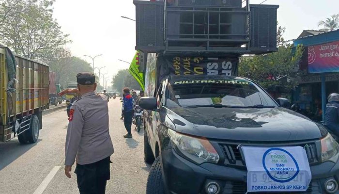 Polsek Cikarang Timur Berikan Pengamanan Unras Buruh PT.Multistrada Arah Sarana Ke Pemda Kabupaten Bekasi