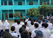 Police Goes To School Di SMP Az – zahiriyah Kapolsek Kedung Waringin Tekankan Jaga Etika Dan Sopan Santun.