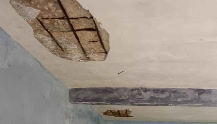 Sekolah Hampir Ambruk, Warga Lebbeng Barat Was-Was Setiap Hari