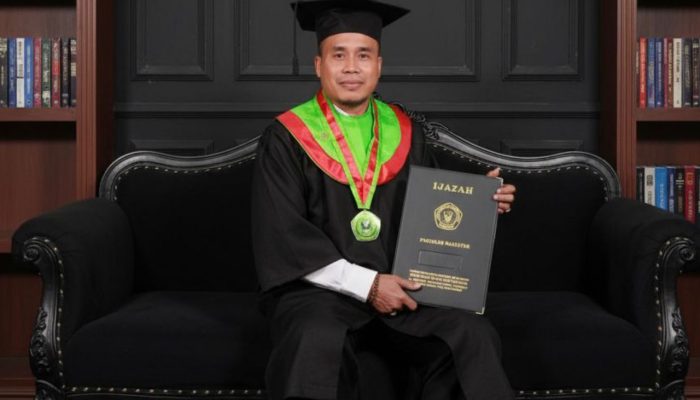 Direktur Globalindo.net Ainor Rasid Raih Gelar Magister Hukum dari UNSURI Surabaya