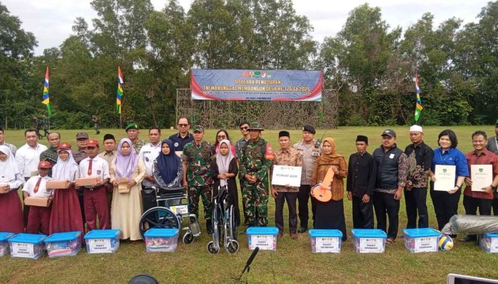 TNI Dan Masyarakat Sukses Wujudkan Pemerataan Pembangunan Desa TMMD KE -126 Resmi Ditutup.