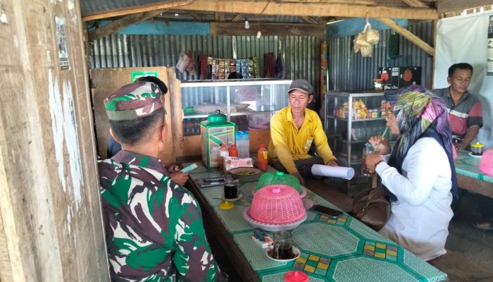 Wujudkan Ketahanan Wilayah, Babinsa Kendal Komsos Dengan Masyarakat, Pentingnya Menciptakan Kondisi Yang Aman.