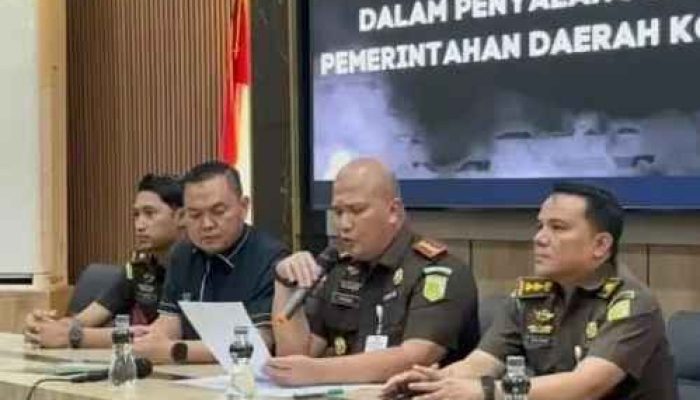 Kejari Bandung Tetapkan Erwin dan Rendiana Awangga Tersangka Dugaan Penyalahgunaan Wewenang