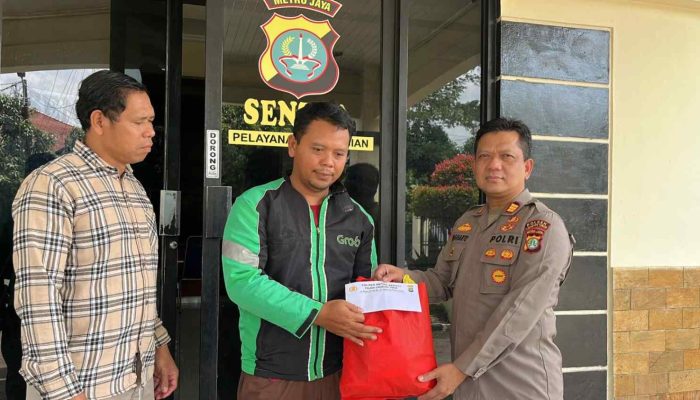 Kapolsek Cikarang Timur Apresiasi Ojol Berani Lawan Begal Dan Berhasil Pertahankan Motor.