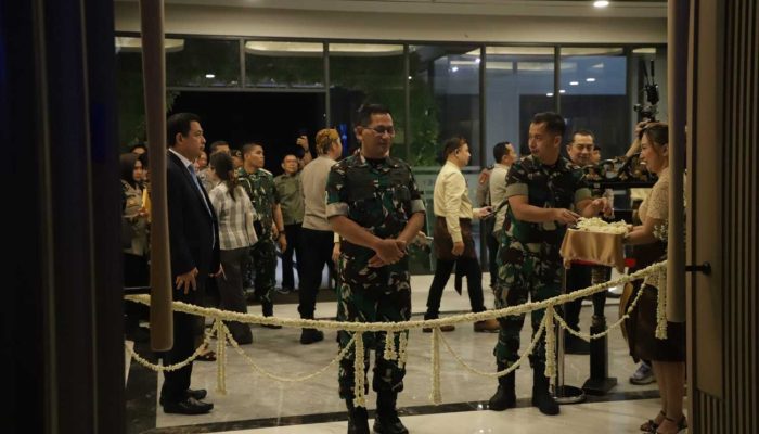 Pangdam III/Slw Hadiri Peresmian Gedung GBI Bethel Summarecon Bandung
