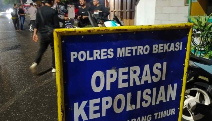 Cegah Kejahatan Jalanan, Polsek Cikarang Timur Gelar Operasi Kejahatan Jalanan Dan Patroli Biru Dini Hari