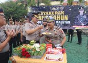 Wujud Kepedulian Pimpinan, Kapolres Magetan Rayakan Ulang Tahun Anggota dengan Tasyakuran Sederhana