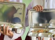 MBG di SDN Manding Timur Patut Dipertanyakan Lauknya Yang Hanya Tahu dan Ayam