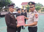 48 Personel Polres Magetan Terima Tanda Kehormatan Satya Lencana Pengabdian dari Pemerintah RI