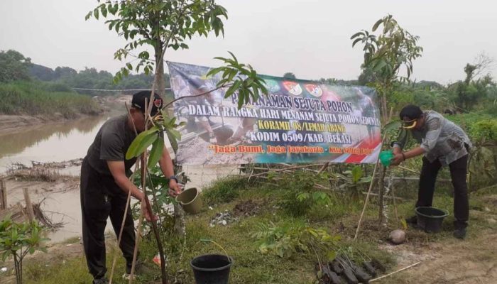 Koramil Lemah Abang Tanam Sejuta Pohon di Tepi Kali Cibeet, Komitmen Jaga Ekosistem