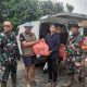 Koramil 08 Lemah Abang Bersama SPPG Sertajaya Salurkan Bantuan Gizi untuk Korban Banjir Jatibaru