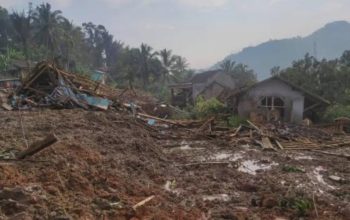 Longsor Menerjang Bandung Barat: 5 Jiwa Tewas, Lebih dari 30 Rumah Tertimbun
