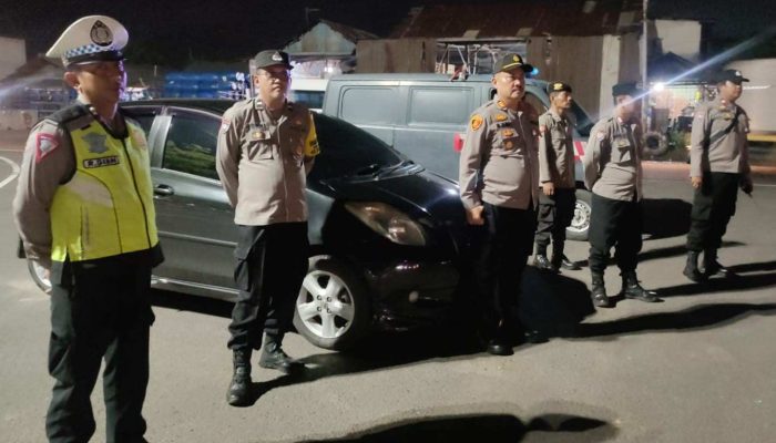 Tingkatkan Keamanan Di Jalur Pantura Polsek Cikarang Timur Intensifkan Patroli Biru Dan Strong Point Malam Hari.