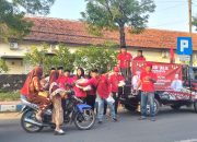 Semangat Gotong Royong Ramadan, PAC PDI Perjuangan Kota Sumenep Berbagi Takjil untuk Masyarakat