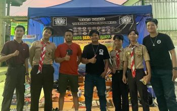 Komunitas Vape bersama polres metro Bekasi mengadakan posko mudik di jalan raya Kedung Waringin