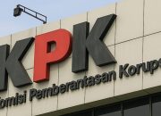 BREAKING NEWS: KPK OTT Bupati Tulungagung, 16 Orang Diamankan
