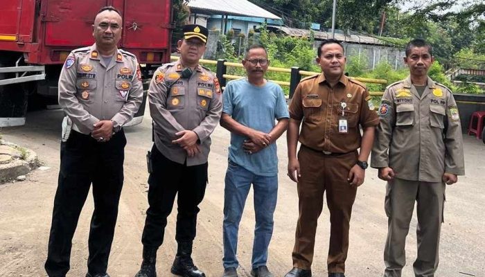 Kapolsek Cikarang Timur Pimpin Langsung Penertiban Parkir Liar dan Sosialisasi Kamtibmas
