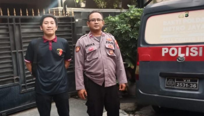 Polsek Cikarang Timur Gerak Cepat Tindak Lanjuti Aduan Penipuan Online Melalui Layanan 110Gerak Cepat Tindak Lanjuti Aduan Penipuan Online Melalui Layanan 110