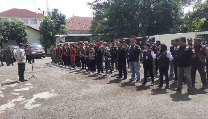 Tingkatkan Sinergitas Jelang May Day, Polsek Cikarang Timur Gelar Apel Sabuk Kamtibmas