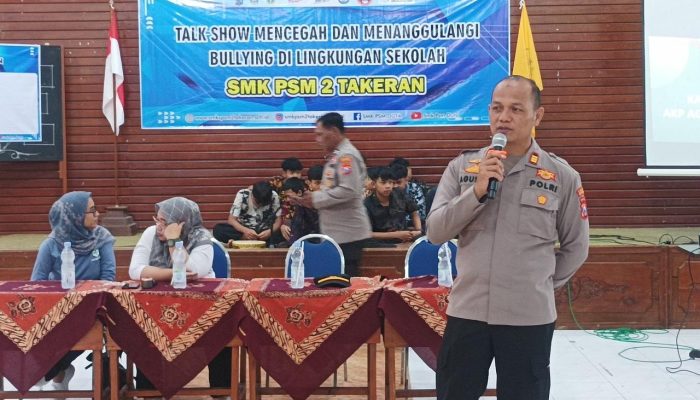 Polisi Blusukan ke Sekolah, Polres Magetan Gencarkan Sosialisasi Bahaya Judol dan Pinjol di Kalangan Remaja