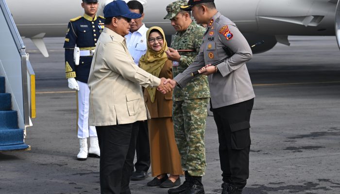 Kapolres dan Bupati Magetan Sambut Kedatangan Presiden Prabowo Transit di Lanud Iswahjudi, Pengamanan Disiagakan Penuh