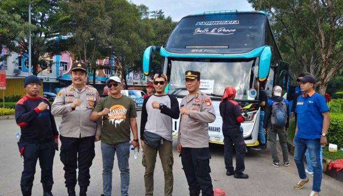 Polsek Cikarang Timur dan Polres Metro Bekasi Amankan Keberangkatan Ribuan Buruh Menuju Monas
