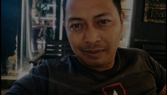 MERASA PALING SENIOR, MENGGUNCANG LADANG YANG SEDANG TUMBUH