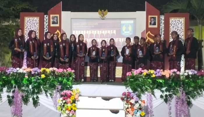 Pelepasan Siswa Kelas VI SDN Giring 3 Kecamatan Manding Dimeriahkan Pentas Seni Beragam