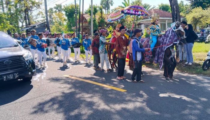 Madrasah Nurul Jannah Gelar Karnaval, Semarakkan Haflah Akhirussanah