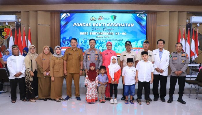 Bakti Kesehatan Hari Bhayangkara ke-80, Polres Ngawi Hadirkan Layanan Kesehatan untuk Masyarakat