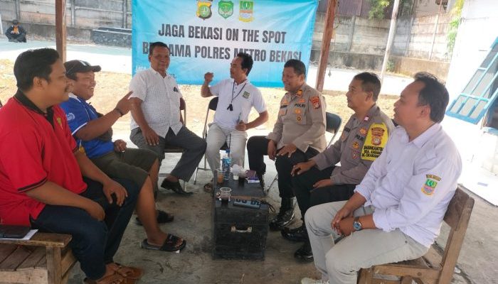 Gelar ‘Jaga Bekasi On The Spot’, Polsek Cikarang Timur Pererat Silaturahmi dan Jaga Kondusivitas Jelang Pilkades.