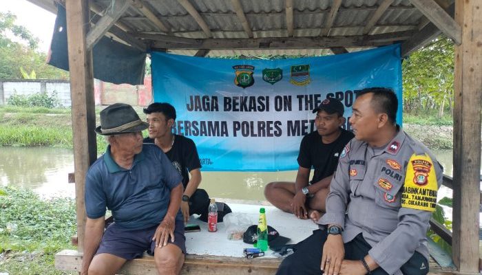 Antisipasi Gangguan Kamtibmas, Polsek Cikarang Timur Gelar “Jaga Bekasi On The Spot” di Desa Tanjungbaru