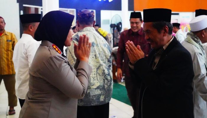 Sambut Hari Bhayangkara ke-80, Polres Metro Bekasi dan MUI Perkuat Kebersamaan Lewat Doa Bersama