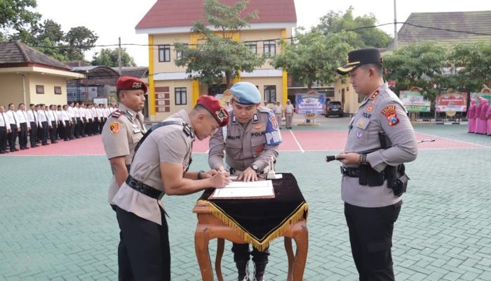 Kapolres Magetan Pimpin Sertijab PJU dan Kapolsek Jajaran, Tekankan Integritas dan Loyalitas dalam Melayani Masyarakat