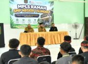 Sidak² MPLS di SMPN 1 Sumenep, Bupati Fauzi Tegaskan Sekolah Harus Ramah, Bebas Perploncoan dan Perundungan