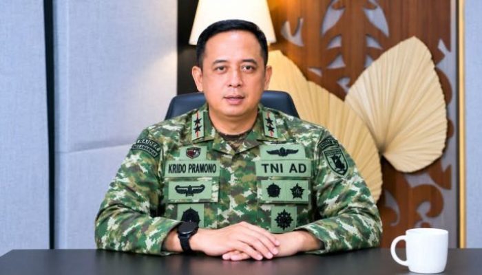 Pangdam VI/Mulawarman Mayjen TNI Krido Pramono Luncurkan Lagu Inspiratif “Teruslah Melangkah”