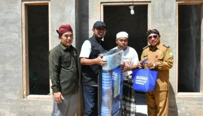 Bupati Sumenep Serahkan Bantuan RTLH di Lenteng dan Ganding, Rumah Layak Adalah Fondasi Keluarga Sejahtera