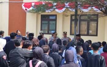 Polres Magetan Kawal Pemberangkatan 99 Calon Warga Baru IKS PI Kera Sakti, Pastikan Perjalanan Aman dan Tertib