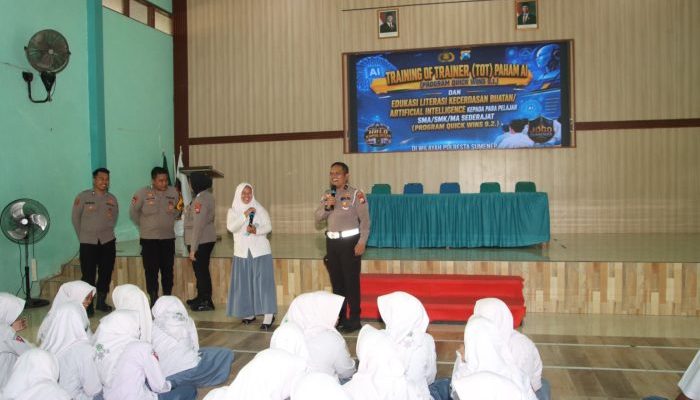 Polresta Sumenep Dorong Generasi Muda Melek Teknologi melalui Sosialisasi Edukasi Paham AI di MAN Sumenep