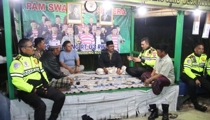 Kapolresta Sumenep Pimpin Patroli Harkamtibmas dan Polisi Menyapa, Perkuat Sinergi dengan Masyarakat