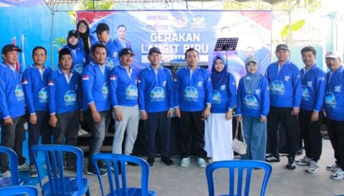 Peringati HUT ke-25, DPC Partai Demokrat Sumenep Gelar Aksi Bersih Lingkungan dan Layanan Kesehatan Gratis