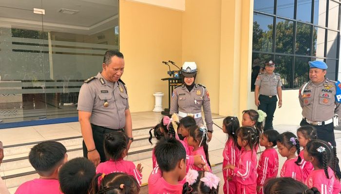 Polisi Sahabat Anak: Satlantas Polresta Sumenep Tanamkan Kesadaran Lalu Lintas Sejak Dini