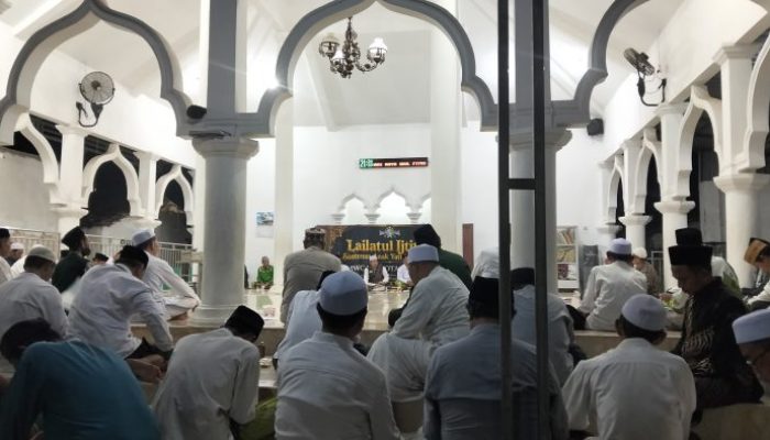 Peringati Hari Santri, MWCNU Kota Sumenep Gelar Lailatul Ijtima dan Santuni Anak Yatim